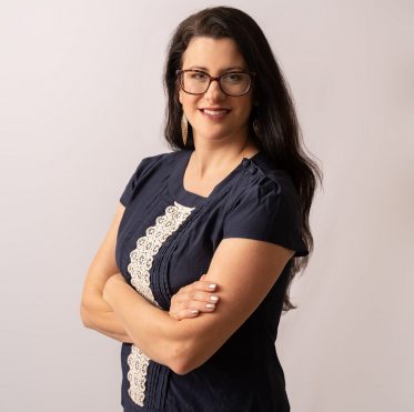 Amber Sharp Headshot